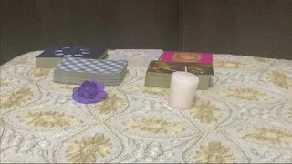 اختار كرت تاروت حط شخص ببالك ما هو رايه السري والعلني فيك مشاعره ونواياه الكراش الصامت هل بحبك 