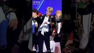 جيمين على اغنية جزائرية جمين المريول للارمي الجزائري Shorts 