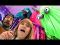 Download Lagu RAiNBOW GHOSTS 2 - SAVE the DOGS!! Adley goes back inside the Portal House! New Doors \u0026 Hide n Seek