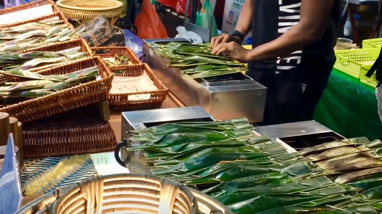 Exploring Singapore Night Market   Pasar Malam   ft. Street Food from Different Countries