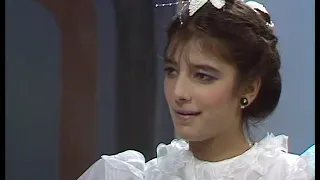 اصالة نصري تغني اشارة حكايات عالمية   اصالة نصري  حكايات عالمية دندنها