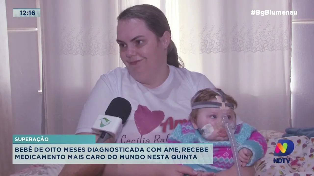 Bebê de oito meses é diagnosticada com AME e precisa do medicamento mais caro do mundo