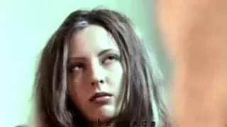 Katharine Isabelle SCREAM QUEEN 