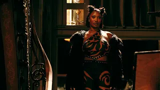Aya Nakamura - Désarmer (Clip officiel)