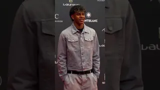                                         لامين يامال من حفل لوروس جوائز برشلونة دندنها