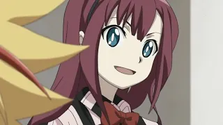 شهاب ضد فريد مع اغنية 