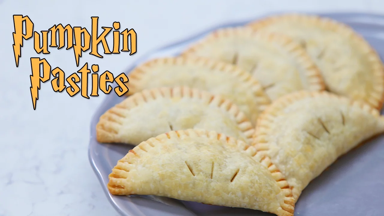 HARRY POTTER PUMPKIN PASTIES ft Dawin - NERDY NUMMIES