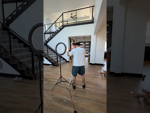 En el detrás de cámaras!! 🎥 fue muy divertido nenis.🤣 🙈