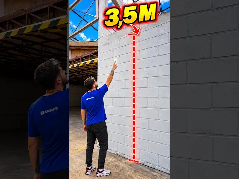 spiderbritto escalando a parede de 3 metros