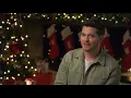 Download Lagu Michael Bublé - It's Beginning To Look A Lot Like Christmas (Disney Holiday Singalong)