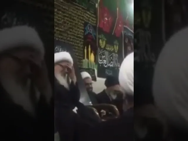 ⁣مشاركة المرجع الشيخ الوحيد الخراساني في مجلس فاتحة المرجع السيد تقي القمي المتوفى ٢٥ محرم ١٤٣٨هـ