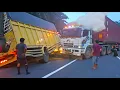 Detik Detik Truck Trailer Tabrak Truck Hingga Nyaris Terbalik Di Bukit Kodok