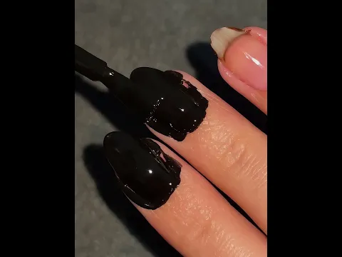 Estas uñas tienen mucha aura