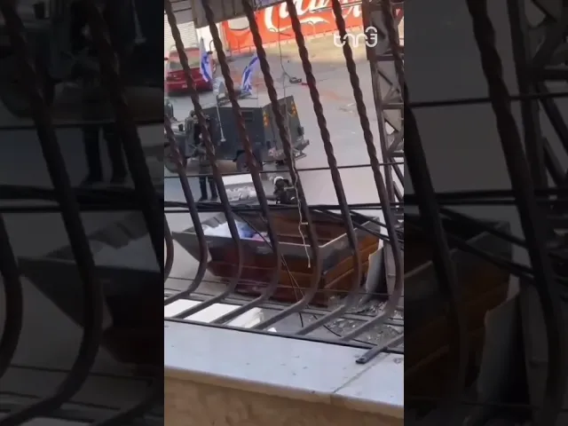 ⁣Israeli Police throws out eggs from Palestinian in occupied Jerusalem because not bought in Israel.