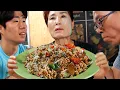 Download Lagu Terakhir di Indonesia...Malah ketemu makanan favorit orangtua! 😂