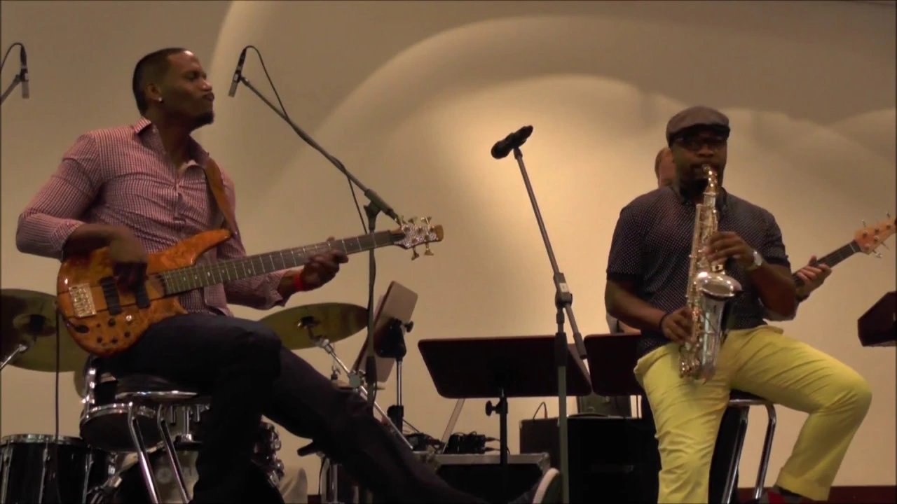 Julian Vaughn and Marcus Anderson at 5. Augsburg Smooth Jazz Festival (2014) Julian Vaughn and Marcus Anderson at 5. Augsburg Smooth Jazz Festival (2014)
