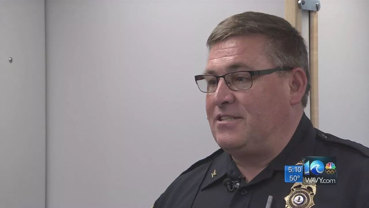 I-Team: Elmwood Place police have history of hiring troubled officers. 