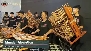 Download Mundur Alon-alon versi Angklung Punjikastala MP3