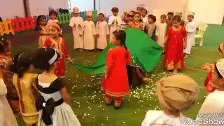 مدرسة الولاء الخاصة ضمن الأحتفالية بإحدى العادات الأجتماعية بمشاركة أبطال الولاء الحول حول 