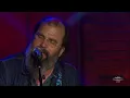 Steve Earle with "Guitar Town" from Skyville Live