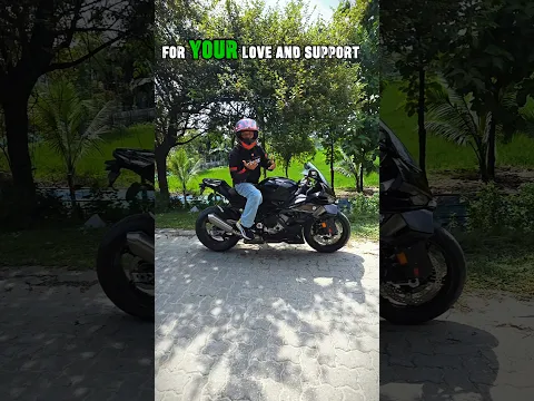 28 lakh Bike 😮 Bmw #inglishmaker #bmw #bmw1000rr #funny