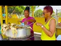 Download Lagu Jamaican Street Food in Kingston!!🦀 SPICY CRAB POT + Red Peas Chicken Foot Cow Skin Soup MUST WATCH!