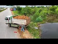 Lagu Be watchful ! Start New Landfill Using Dump Truck 5Ton with Dozer Pushing stone soil near road