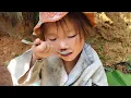 Download Lagu Baby Anh's father was injured so he had to do housework and take care of his father.Bé ánh