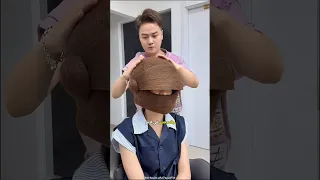 أرادت الفتاتان تصفيفات مدهشة 