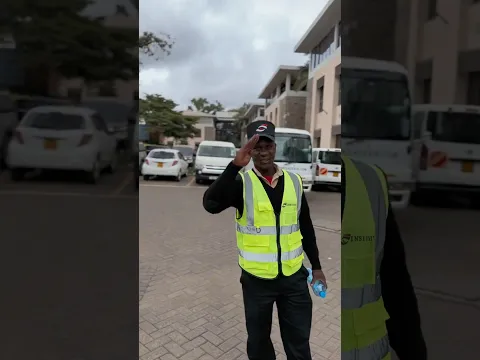 JOSE CHAMELEONE X Officer