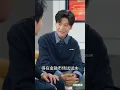 穷小子重生大学开局就被逼分手，以为他会伤心欲绝，岂料他果断收下300万分手费，靠记忆预测股票狂赚亿万，带领兄弟们吃香喝辣逆袭翻身，无数美女总裁排队求嫁！