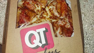 QT Kitchens Personal Cheese Pizza - American Guy Tries