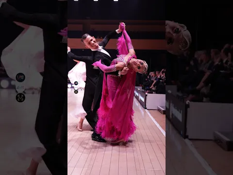 SlowFox your Saturday ✨️🩷🤍 #dance #ballroomdance #slowfoxtrot