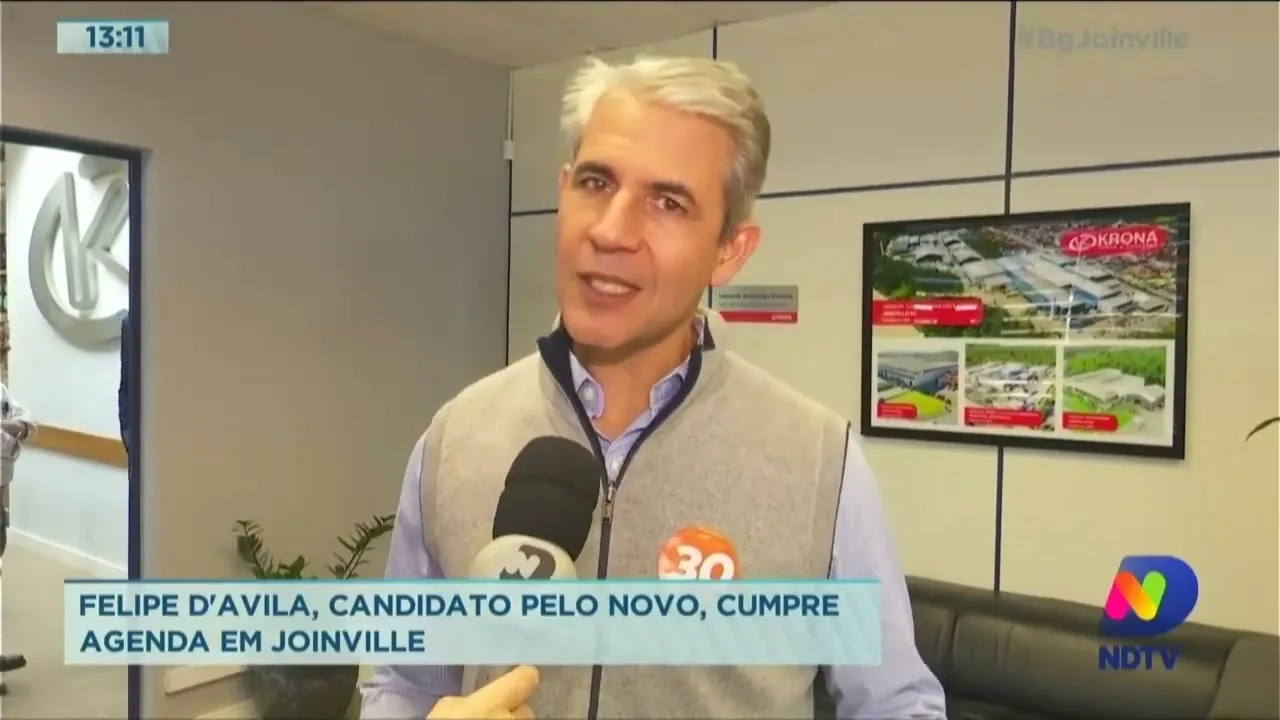 Felipe D'Avila, candidato pelo Novo, cumpre agenda em Joinville