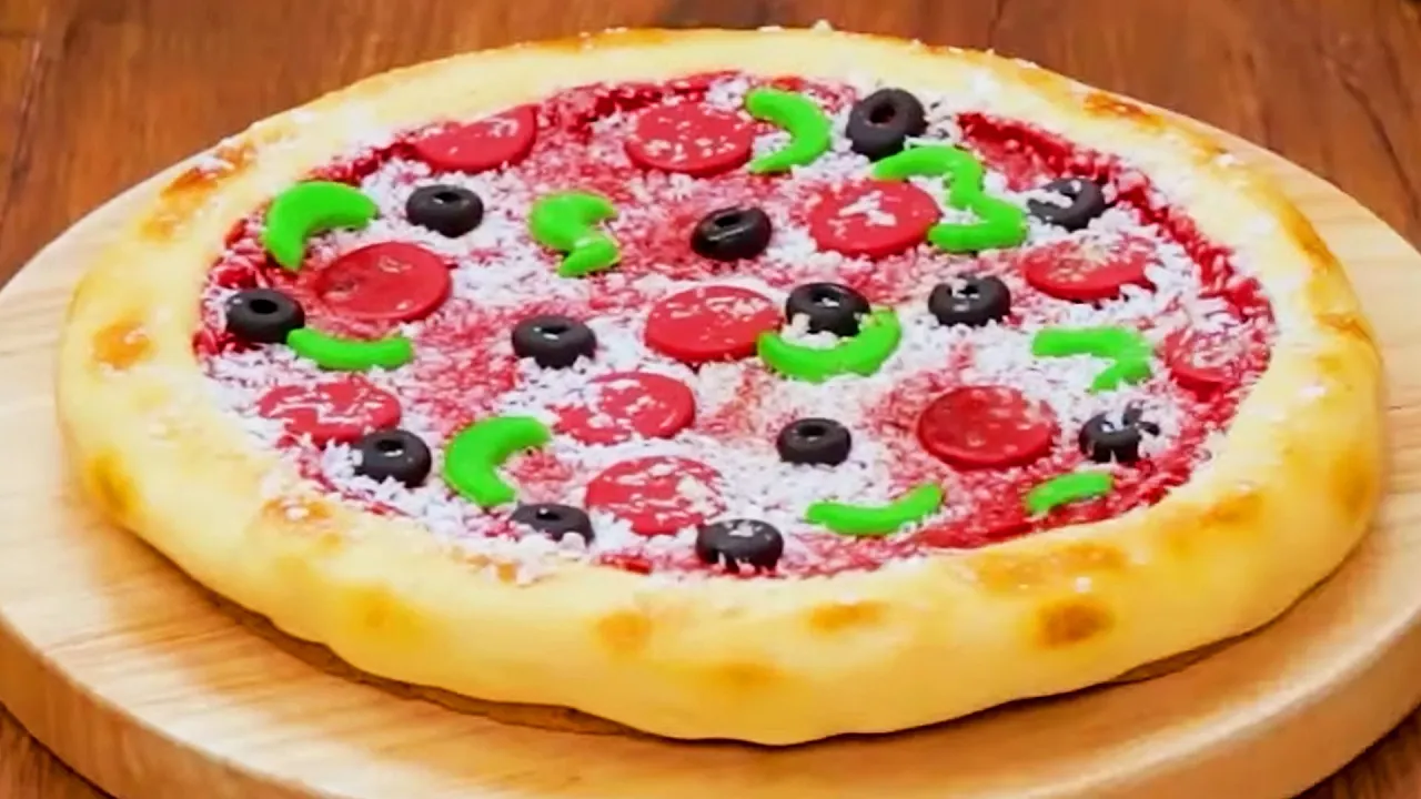 Is it CAKE or FAKE?  Realistic Cake   Pizza Cake Recipe