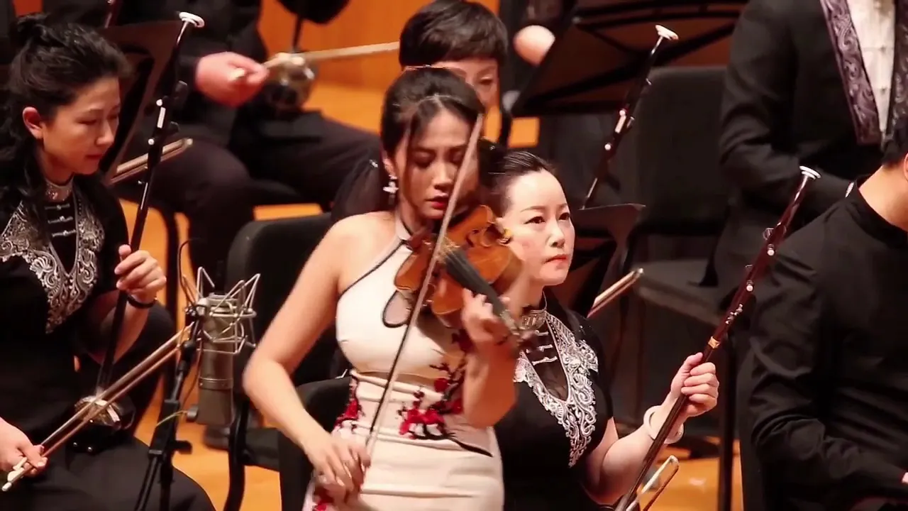 Yuhe Li violin concerto “Liang Zhu 梁祝” with Chinese Broadcasting National Orchestra (Folk Band) Yuhe Li violin concerto “Liang Zhu 梁祝” with Chinese Broadcasting National Orchestra (Folk Band)
