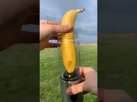 Banana 🍌🥛Smoothie Outdoors in Portable Blender