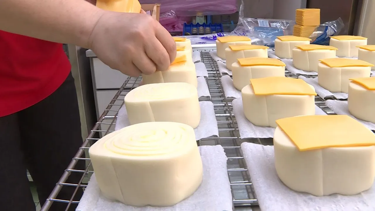 手工起司饅頭-台灣街頭美食 │Cheese Bun-Taiwanese Street Food
