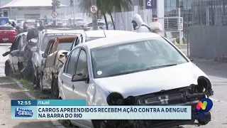 Veículos apreendidos passam por ação contra dengue em Itajaí,