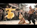 Download Lagu 功夫電影！惡差街頭欺負軟弱女孩，惹怒功夫美女，一人打殘全場