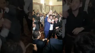 شبرا  وبنات     شبرا  الفرح ولع من العريس والعروسه  واصحابها      دندنها