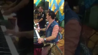 الموسيقار احمد وزة والنجم أحمد البحراوى دندنها