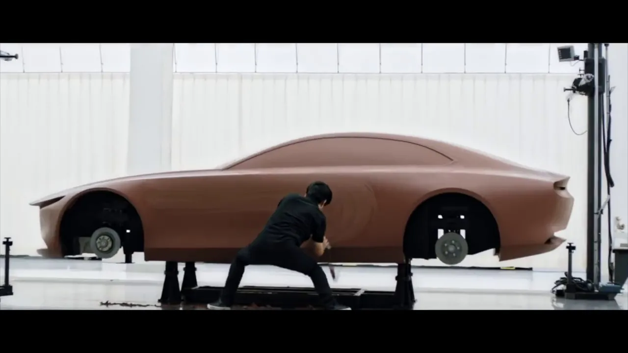 【マツダのCM】人気のCM曲。歴代のCMソング【2025】