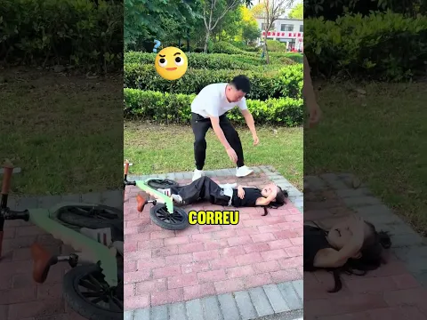O pai estava ignorando a filha! 👨‍👧😔