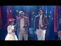 Download Lagu Andrea Bocelli performs Feliz Navidad | The Late Late Show | RTÉ One