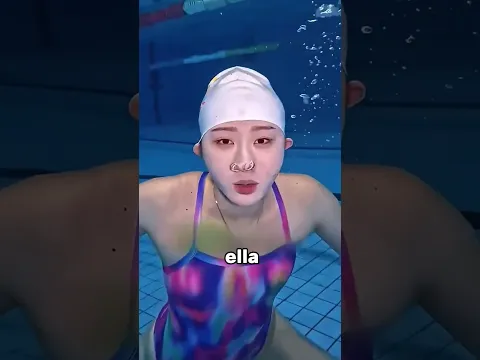 Esta Chica Se Quedó Dormida En La Piscina 😱