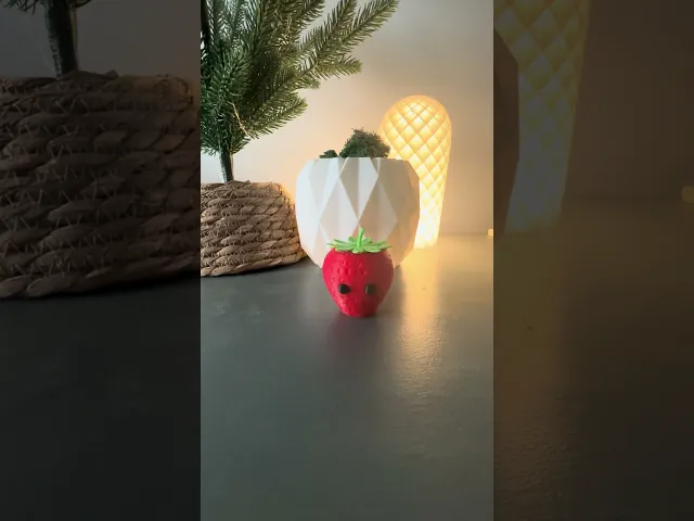 Cute Strawberry video thumbnail