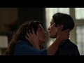 Carrie Anne Moss lesbian scene