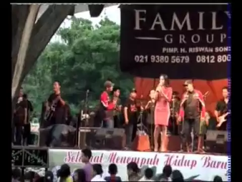 Download MP3 Familys group ~ seujung kuku - yusnia zebro