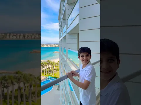 Selim nerede serisi? Selim Boyalık Beach Hotel Çeşme de taril yapıp yılın yorgunluğunu atıyor